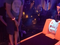 Neon Mini Golf